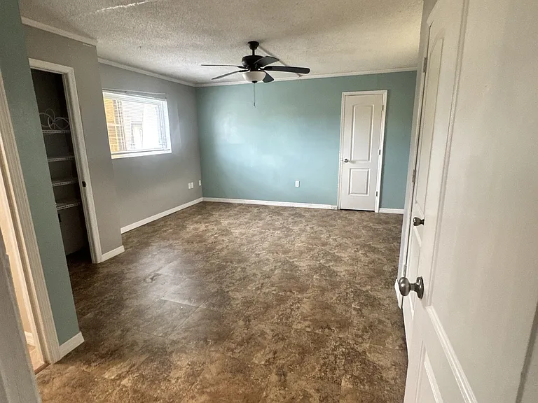 3135 Shady Dell Ln #220-S3135-220 — Photo 7