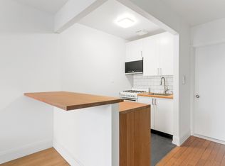 47-44 11th St #2B, Long Island City, NY 11101