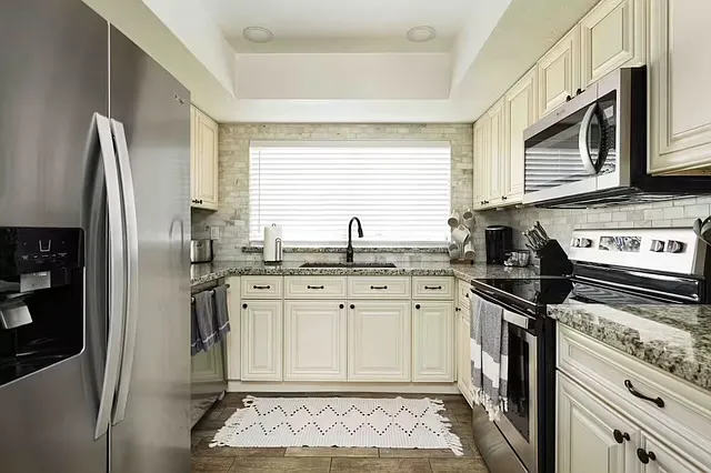 701 E Country Gables Dr — Photo 6