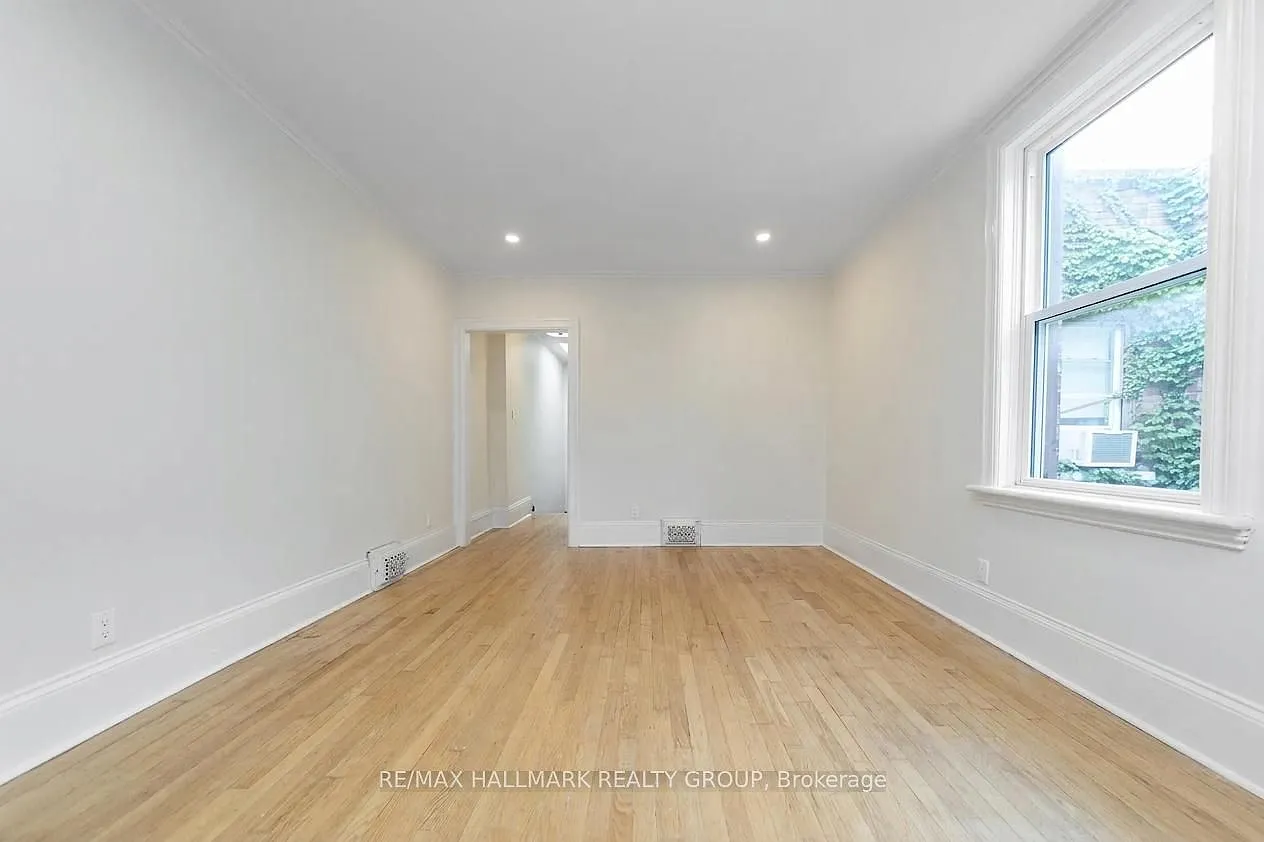 2 bed, $2,400 — Photo 4