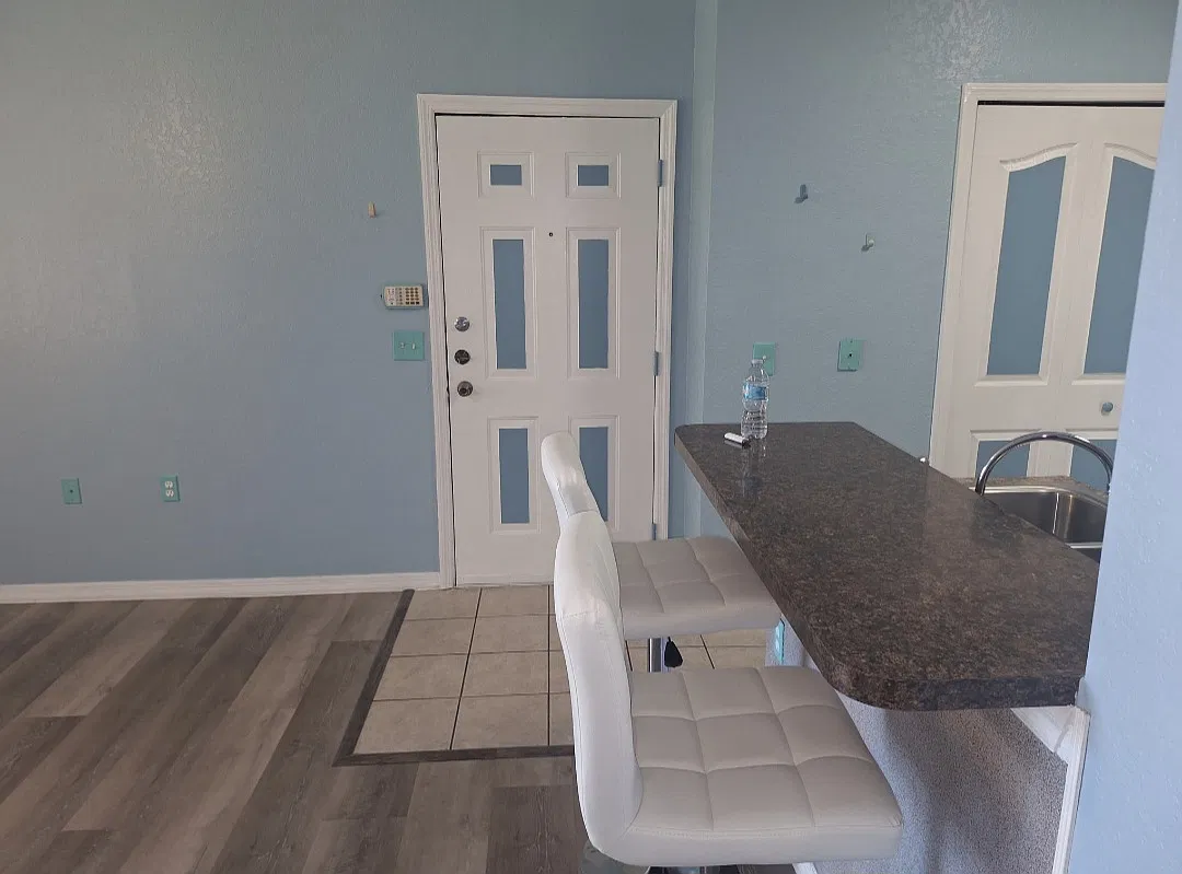 1 bed, 641 sqft, $1,200 — Photo 2
