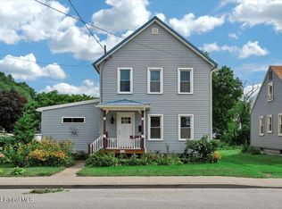308 Oak St, Corinth, NY 12822
