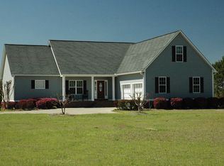 20 Mason Dr, Tifton, GA 31794