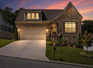 7061 Mercedes Ln, Ooltewah, TN 37363