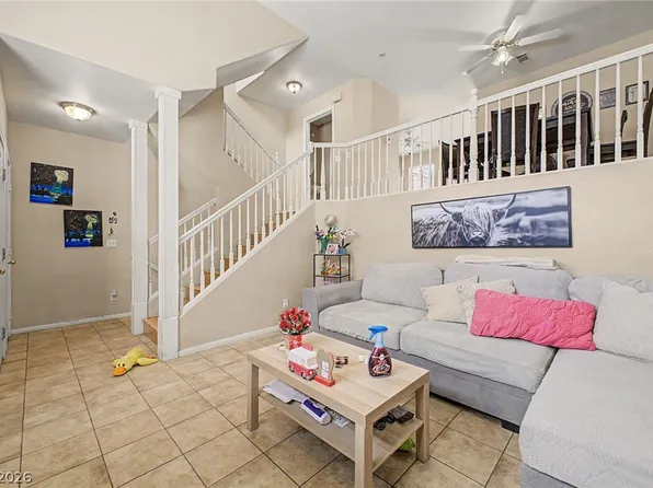 8431 Tiger Woods Ave, Las Vegas, NV 89128