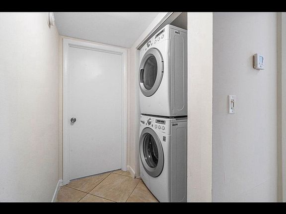 3rd image of 3770 Village Dr Unit D