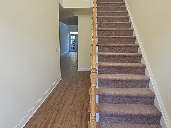 2nd image of 154 Prestonian Pl