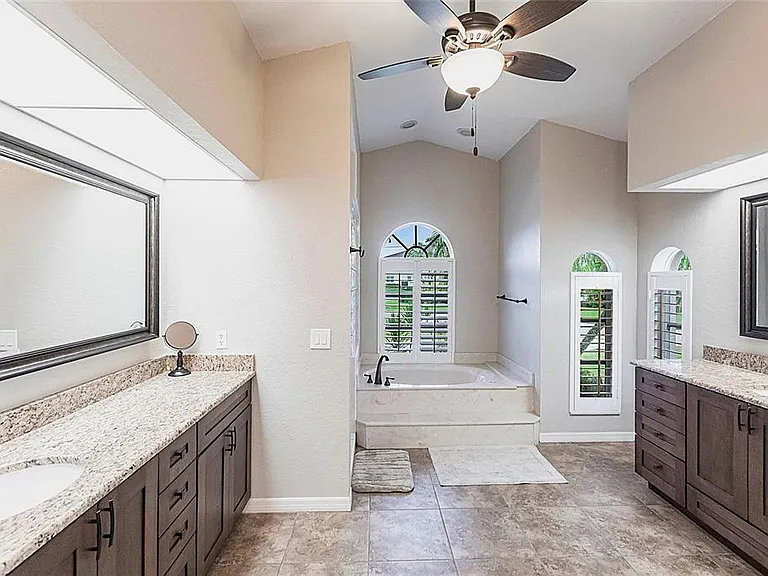1503 Suzi St — Photo 30