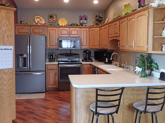 5th image of 6405 S Crane Ave