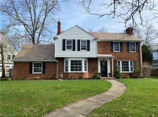 14221 S Woodland Rd, Shaker Heights, OH 44120