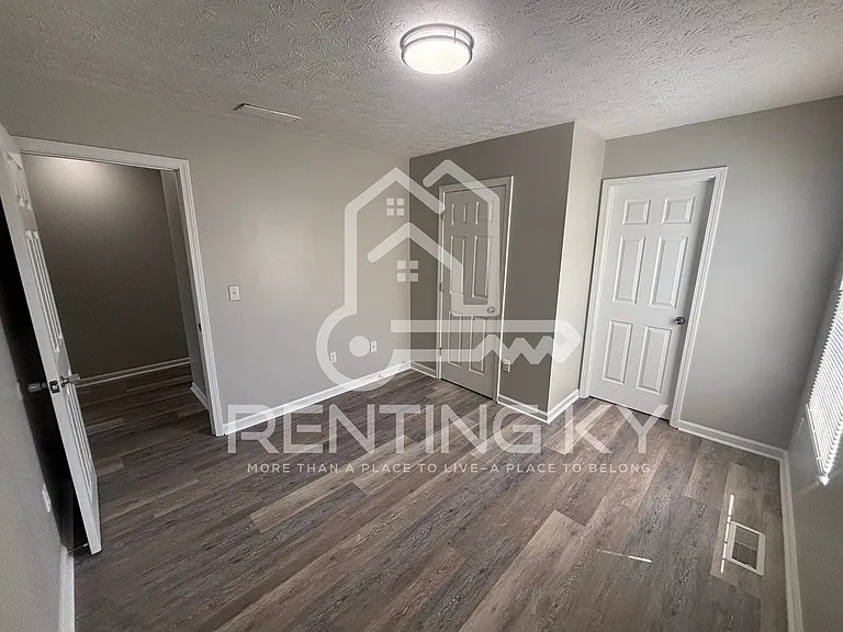 1419 Westwood Dr — Photo 13