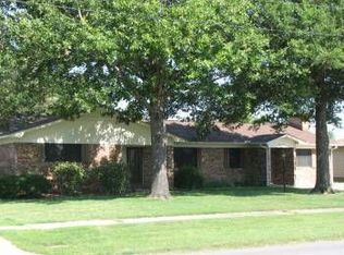 1909 S Buerkle St, Stuttgart, AR 72160