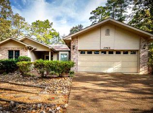 1 Aracena Ln, Hot Springs, AR 71909