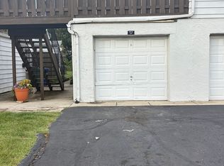 2516 Nassau Dr, Columbus, OH 43232