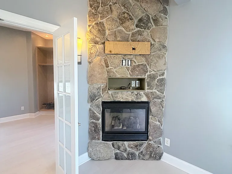 285 Crescent Ave #2 — Photo 9