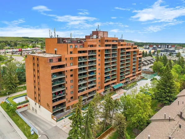 5204 NE Dalton Dr NW #1110, Calgary, AB T3A 3H1