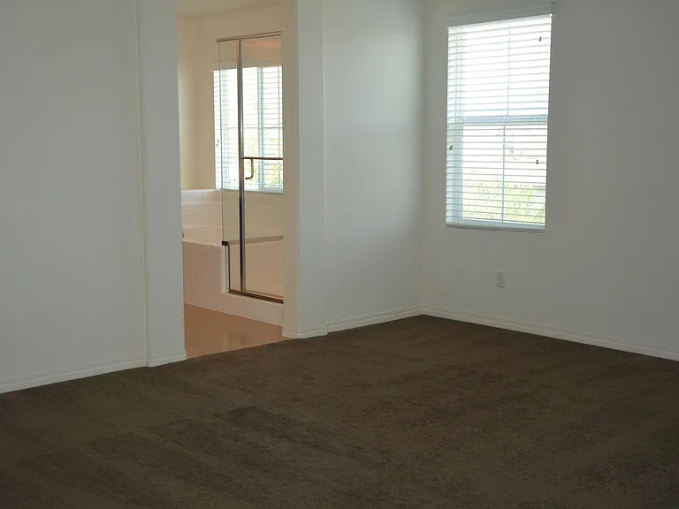 6924 Orinoco Dr — Photo 14