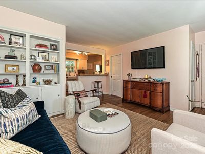 557 Wakefield Dr APT A, Charlotte, NC, 28209