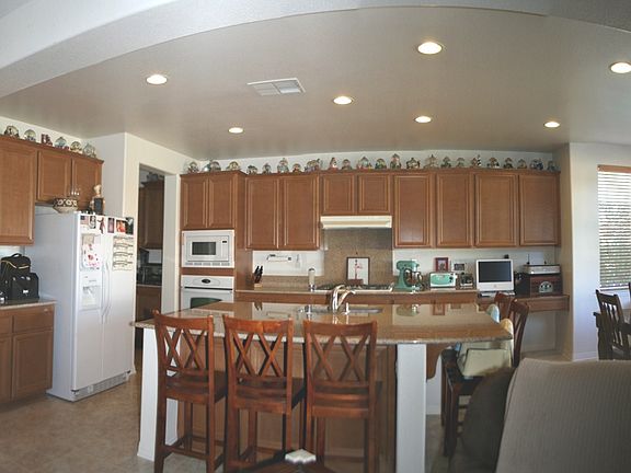 5th image of 32776 Lambeth St