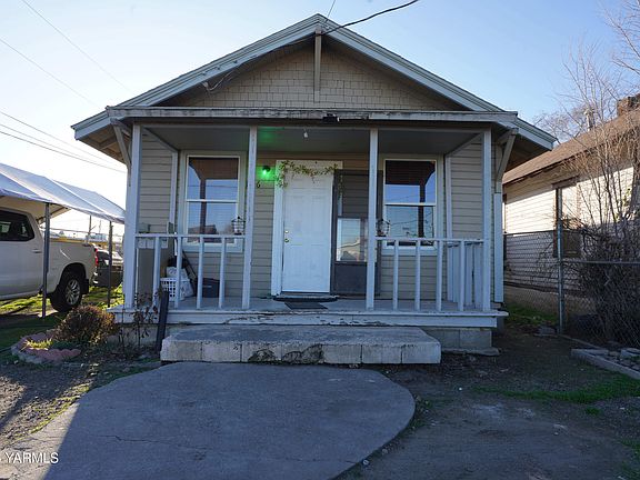 2nd image of 1016 N 2nd St