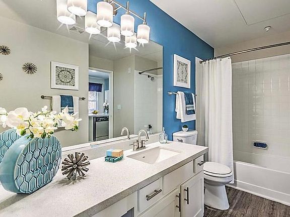 4th image of 5250 Spanish Heights Dr #9