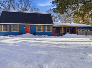 155 Beechwood Hill Trl, Exeter, RI 02822