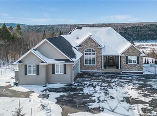 29 Inspiration Ln, Saint Marys, NB E3A9X9