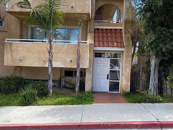 4th image of 670 Ximeno Ave #1