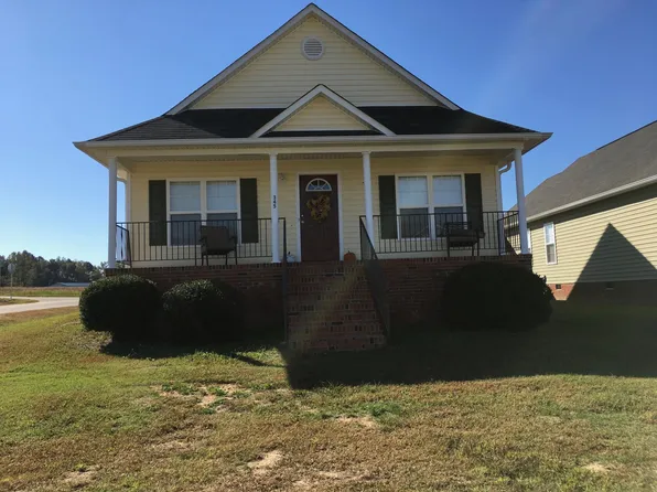 345 Anna St, Lillington, NC 27546