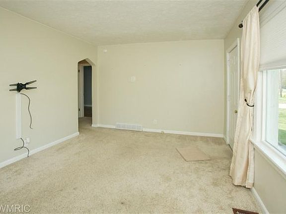 5th image of 144 22nd St N