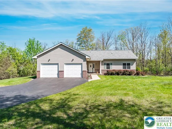 6965 Passer Rd, Coopersburg, PA 18036