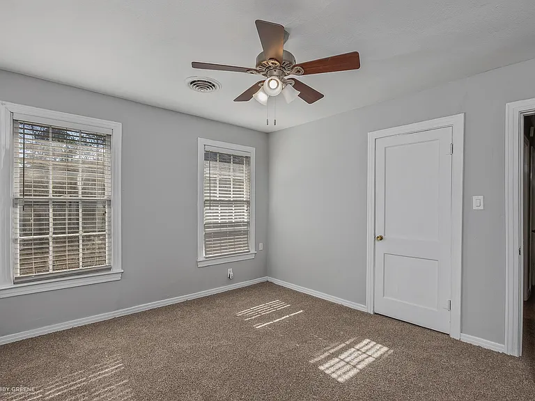 4518 Finley Dr — Photo 9