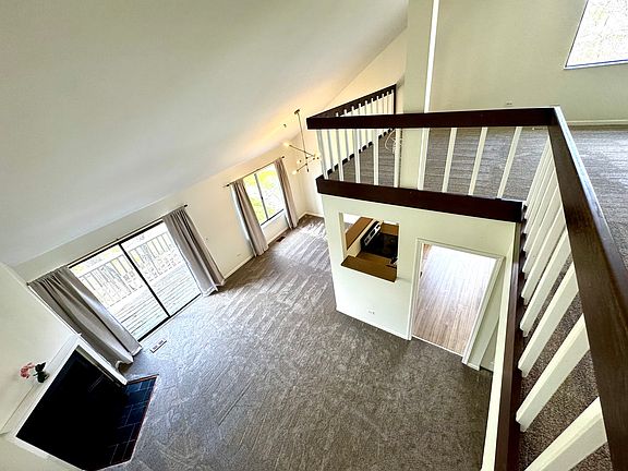 4th image of 412 Deer Trail Hl APT B