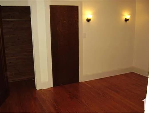 2111 Slauson Ave — Photo 3