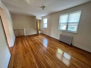 68-65 Cloverdale Blvd #107, Oakland Gardens, NY 11364