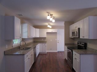 211 Chessington Cir, Summerville, SC 29485