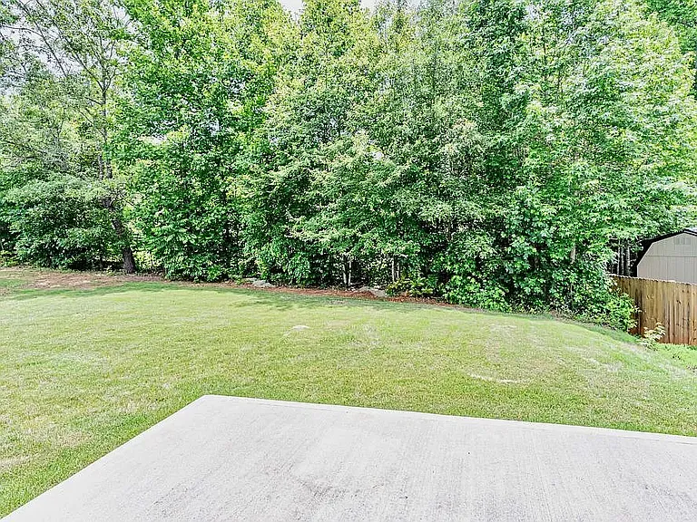 245 Hartwood Lake Ln — Photo 6