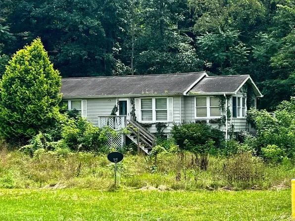 1513 Rosewood St, Cumberland, MD 21502