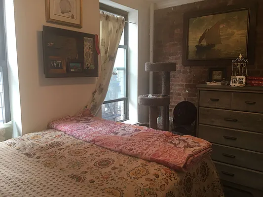 Rented by Village Living Realty | media 22