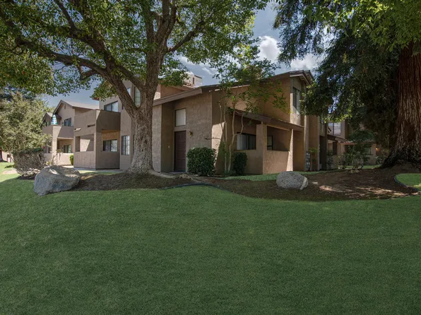 Laurelwood Oaks