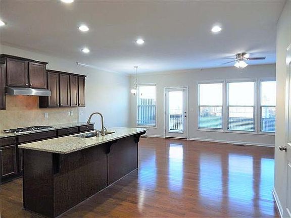 Kitchen/Breakfast area
