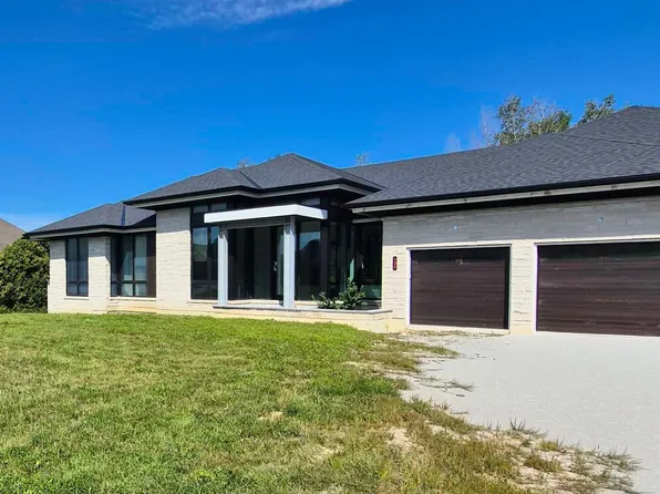 130 Dale Cres, Bradford West Gwillimbury, ON L0L 1L0
