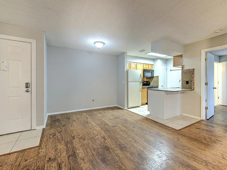 230 Berry Tree Pl — Photo 7