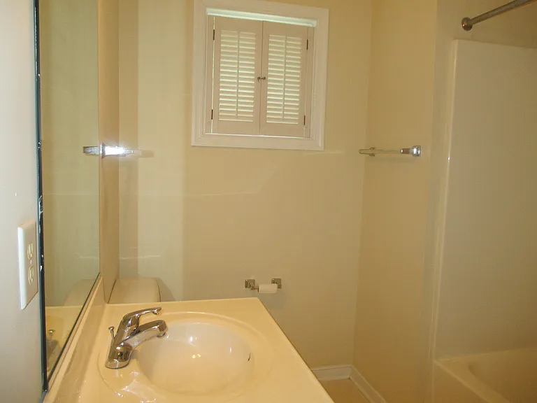 11420 Avery Green Ct — Photo 14