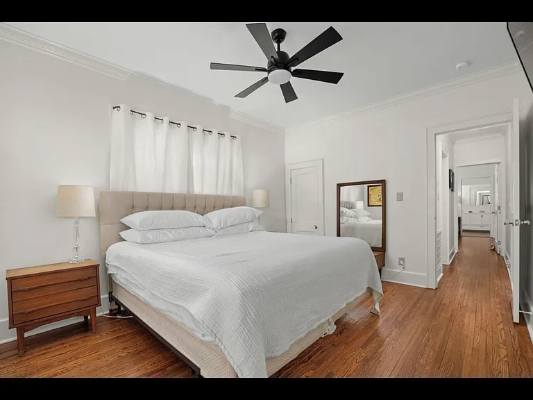 1213 N Pine St — Photo 6