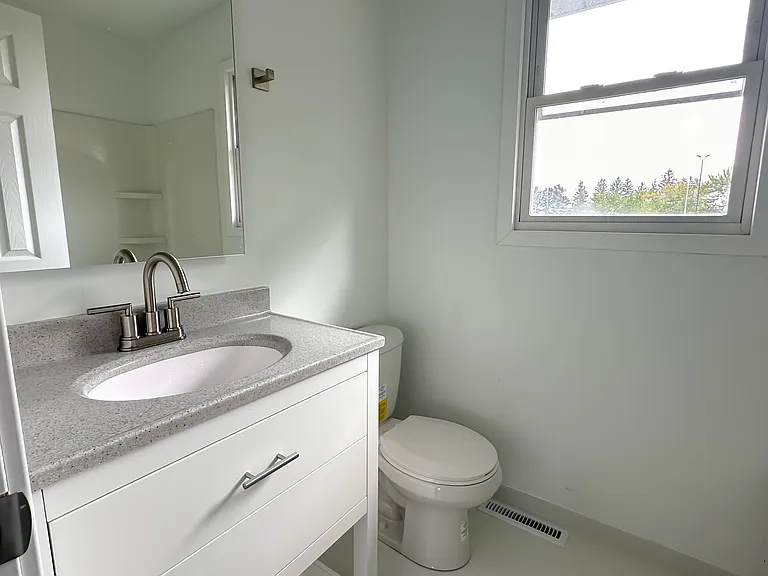 828 Wildwood Rd #2 — Photo 8