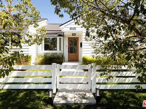 10421 Addison St, North Hollywood, CA 91601