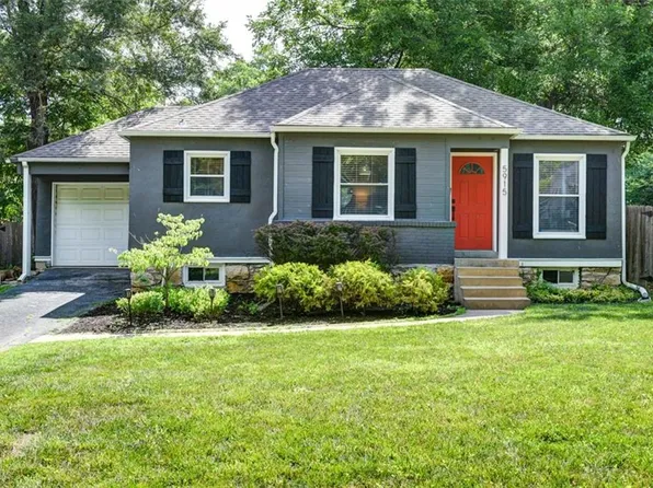 5915 Fontana St, Fairway, KS 66205