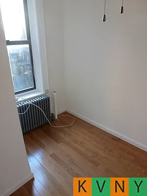 Rented by KVNY Soho | media 27