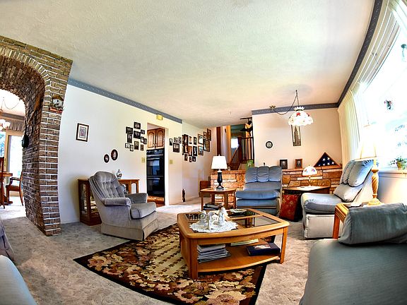 4th image of 6255 Leonard Street